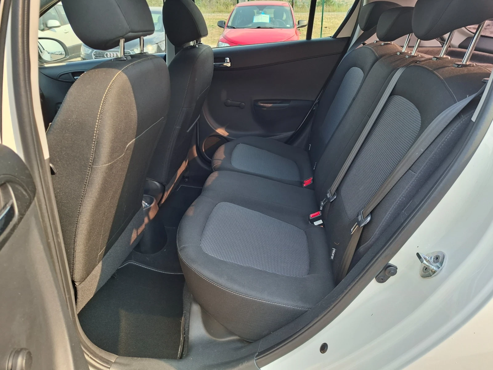 Hyundai I20 1, 1 crdi, снимка 12 - Автомобили и джипове - 55754806