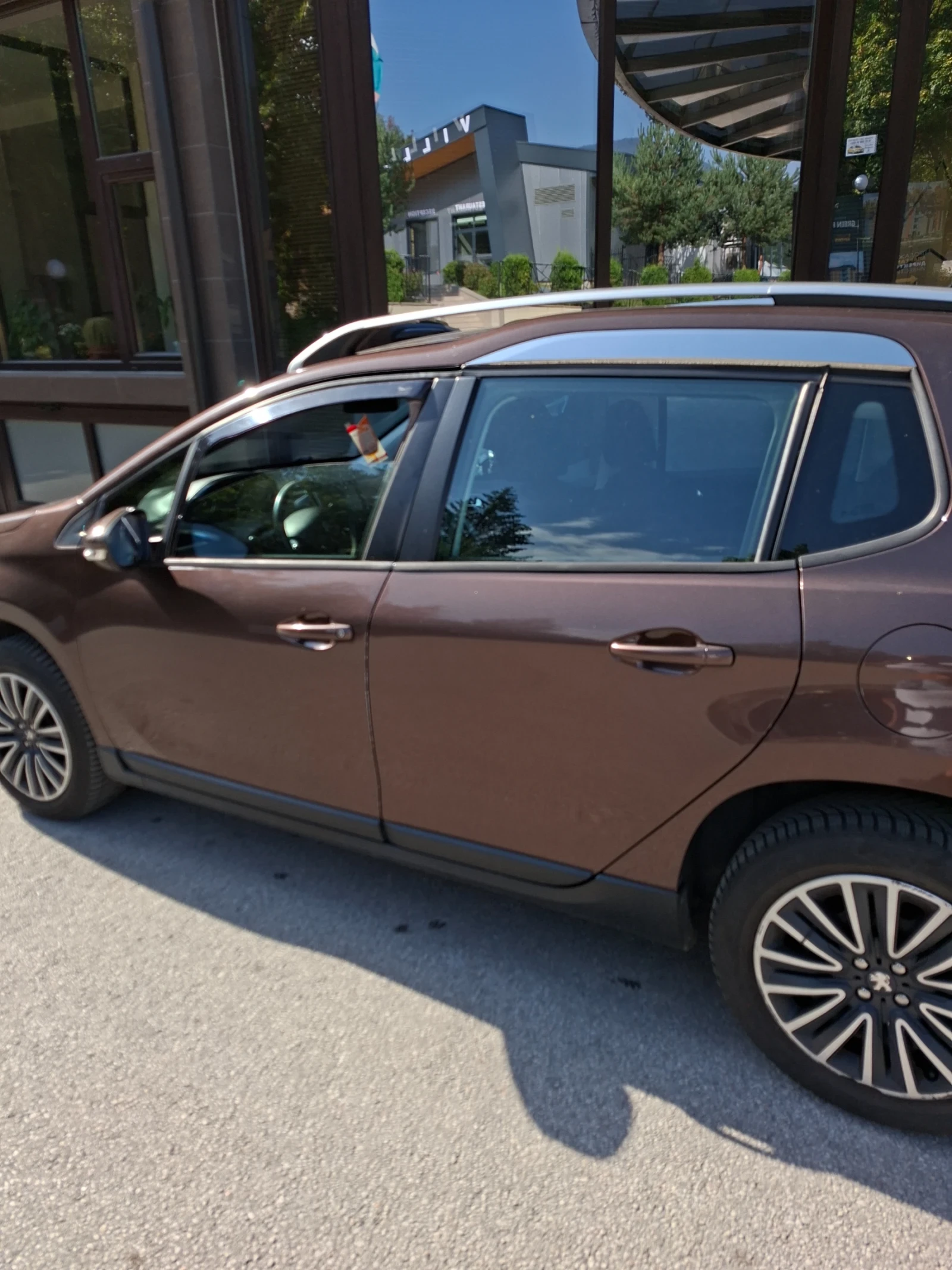 Peugeot 2008 1400, снимка 8 - Автомобили и джипове - 55824835