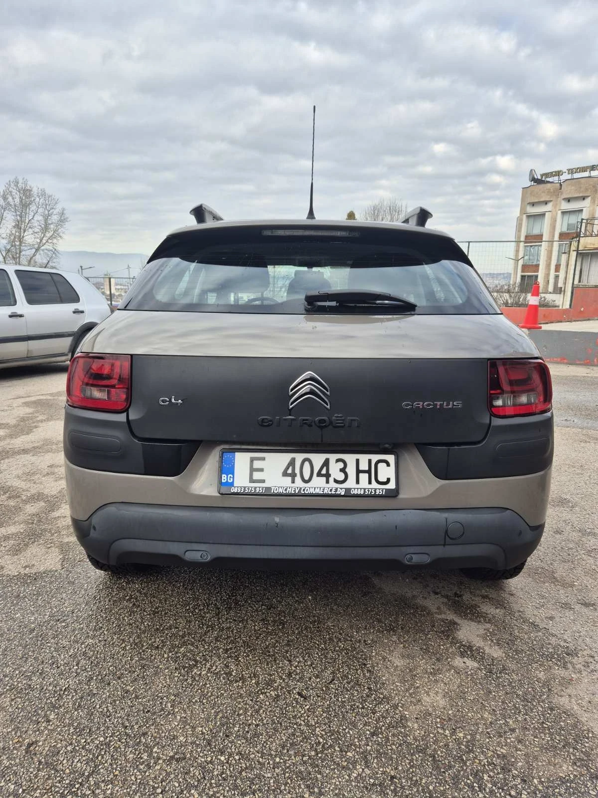 Citroen C4 Cactus, снимка 7 - Автомобили и джипове - 56114571