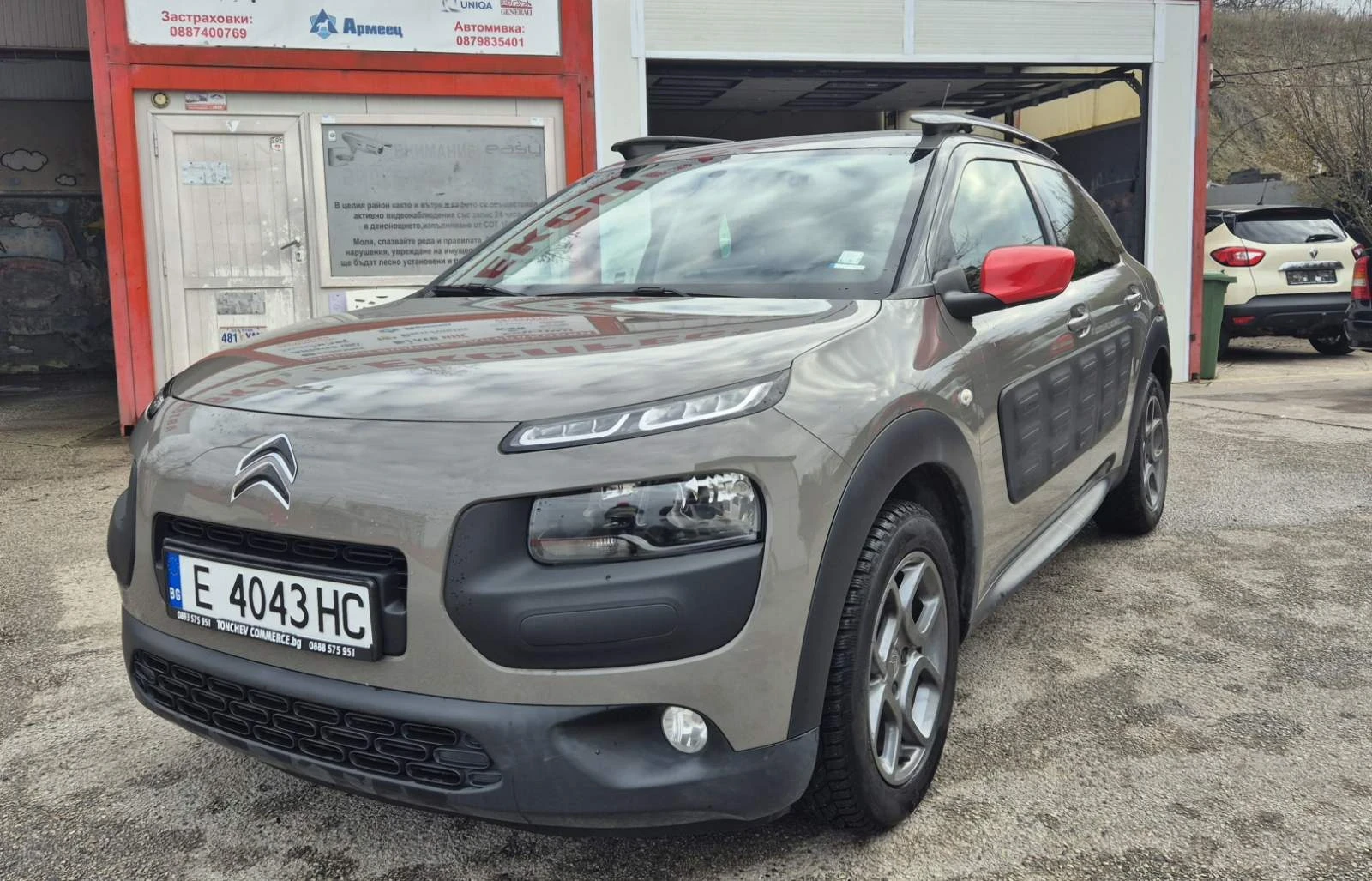 Citroen C4 Cactus, снимка 2 - Автомобили и джипове - 56114571