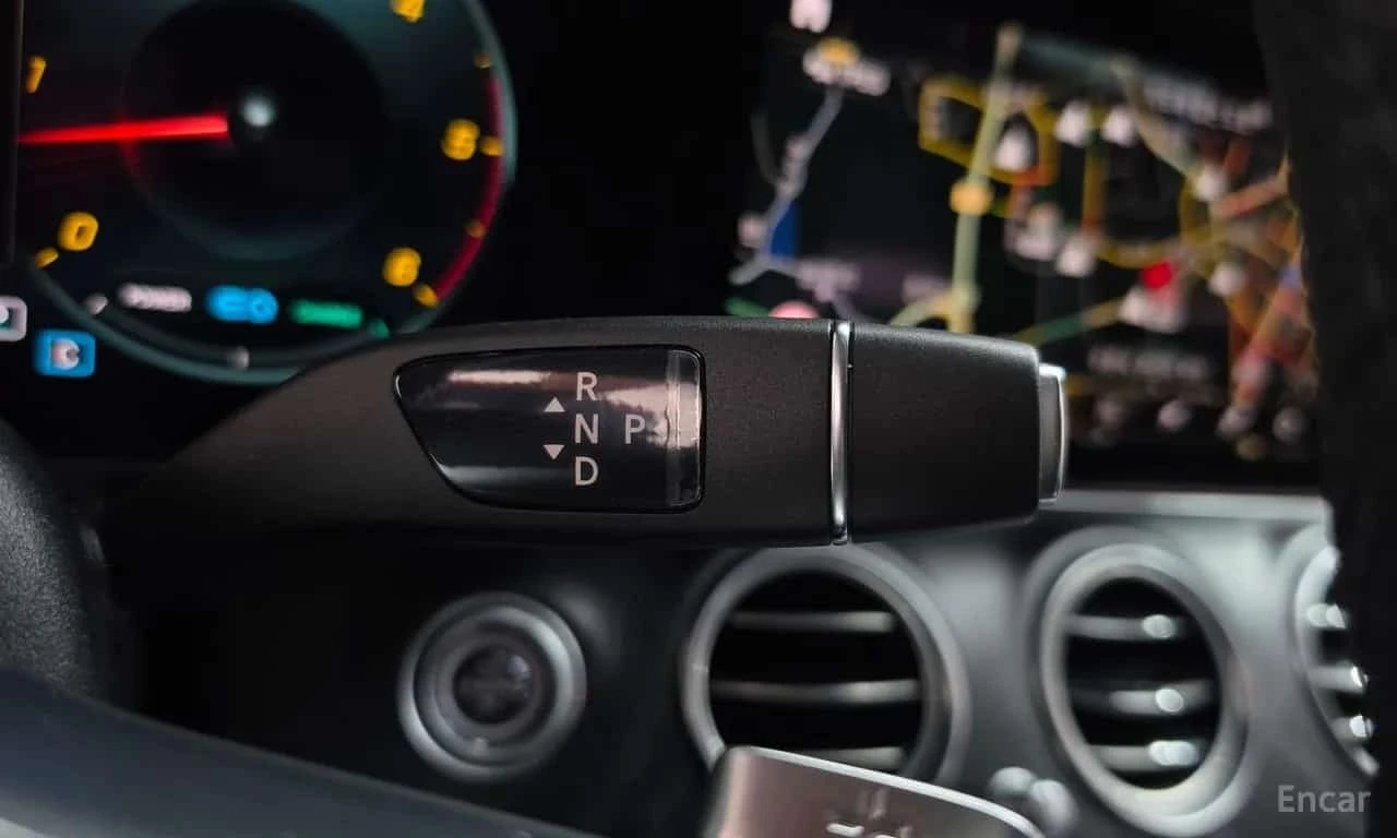 Mercedes-Benz E 220 * E220d 4MATIC AMG Line * 360 * HUD * ���� �� �� * | Mobile.bg � ����������� 13