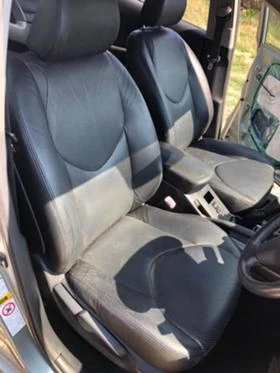 Toyota Rav4 2.0i VVT-i 16v кожа, снимка 8