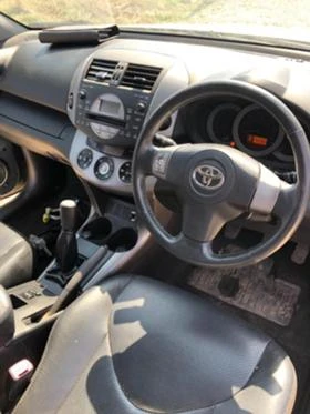 Toyota Rav4 2.0i VVT-i 16v кожа, снимка 9