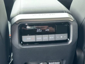 Toyota Land cruiser 250/2.8 D-4D/MILD HYBRID/EXECUTIVE/7-МЕСТЕН/, снимка 13
