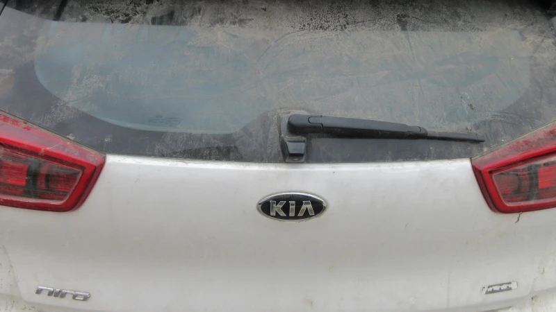 Kia Niro, снимка 2 - Автомобили и джипове - 52033713