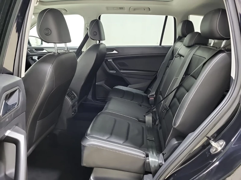 VW Tiguan * HIGHLINE * CARFAX * ЦЕНА ДО БГ, снимка 13 - Автомобили и джипове - 52878105