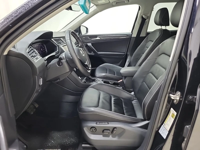 VW Tiguan * HIGHLINE * CARFAX * ЦЕНА ДО БГ, снимка 9 - Автомобили и джипове - 52878105