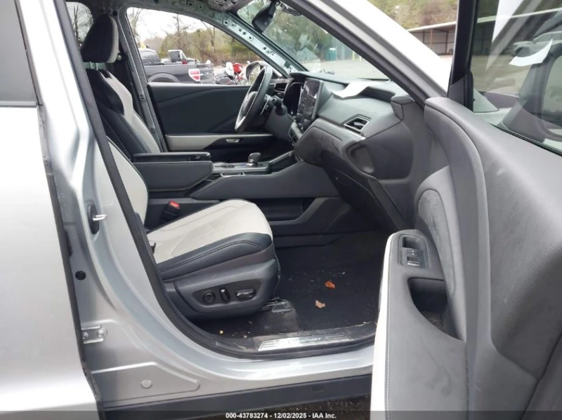 Lexus RX 500h 2.4L I-4 DI, DOHC, VVT, TURBO, 271HP All Wheel, снимка 12 - Автомобили и джипове - 52939832