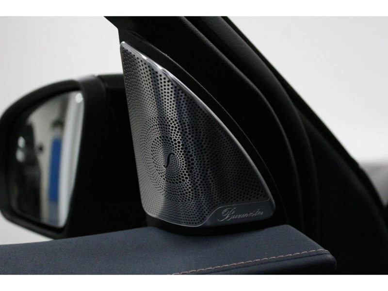 Mercedes-Benz EQC Full, снимка 9 - Автомобили и джипове - 53009815