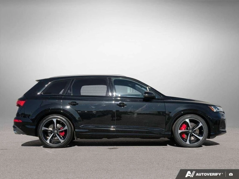 Audi SQ7 * quattro Premium Plus * CARFAX * ЦЕНА ДО БГ, снимка 3 - Автомобили и джипове - 53384377
