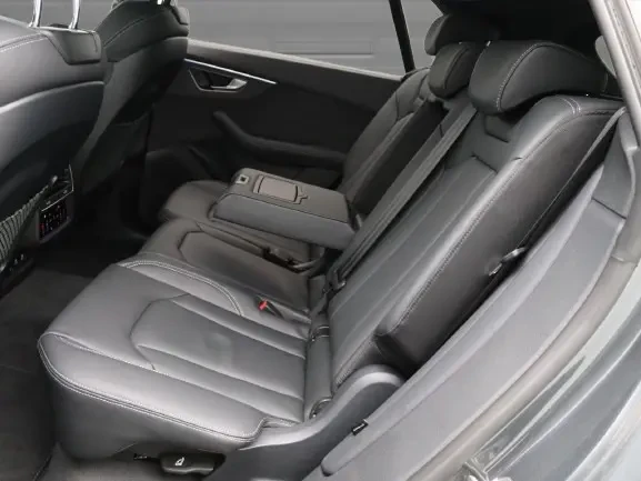 Audi Q8 55 TFSIe Quattro = S-line = Гаранция - изображение 10