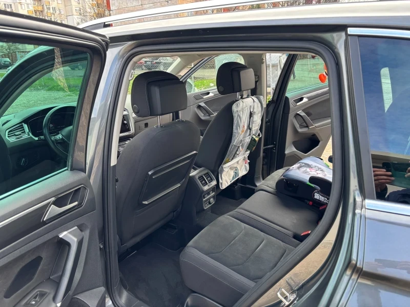 VW Tiguan 2.0TDI 4 Motion , снимка 7 - Автомобили и джипове - 55133534