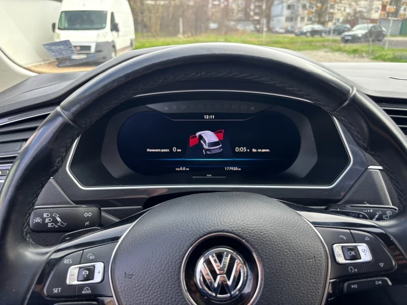 VW Tiguan 2.0TDI 4 Motion , снимка 14 - Автомобили и джипове - 55133534