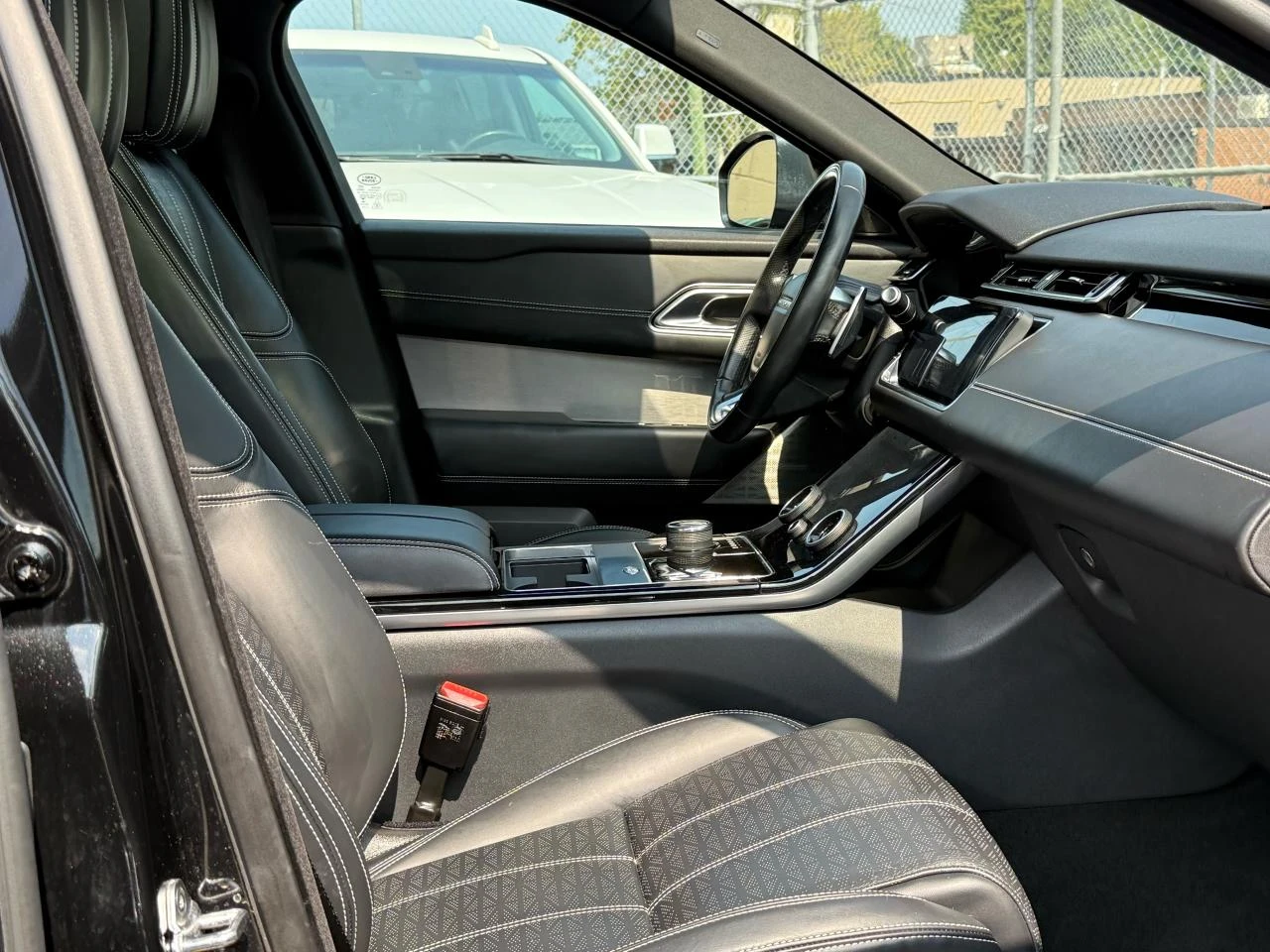 Land Rover Range Rover Velar P300 / R-DYNAMIC HSE / PANO / DIGITAL / MERIDIAN | Mobile.bg � ����������� 11