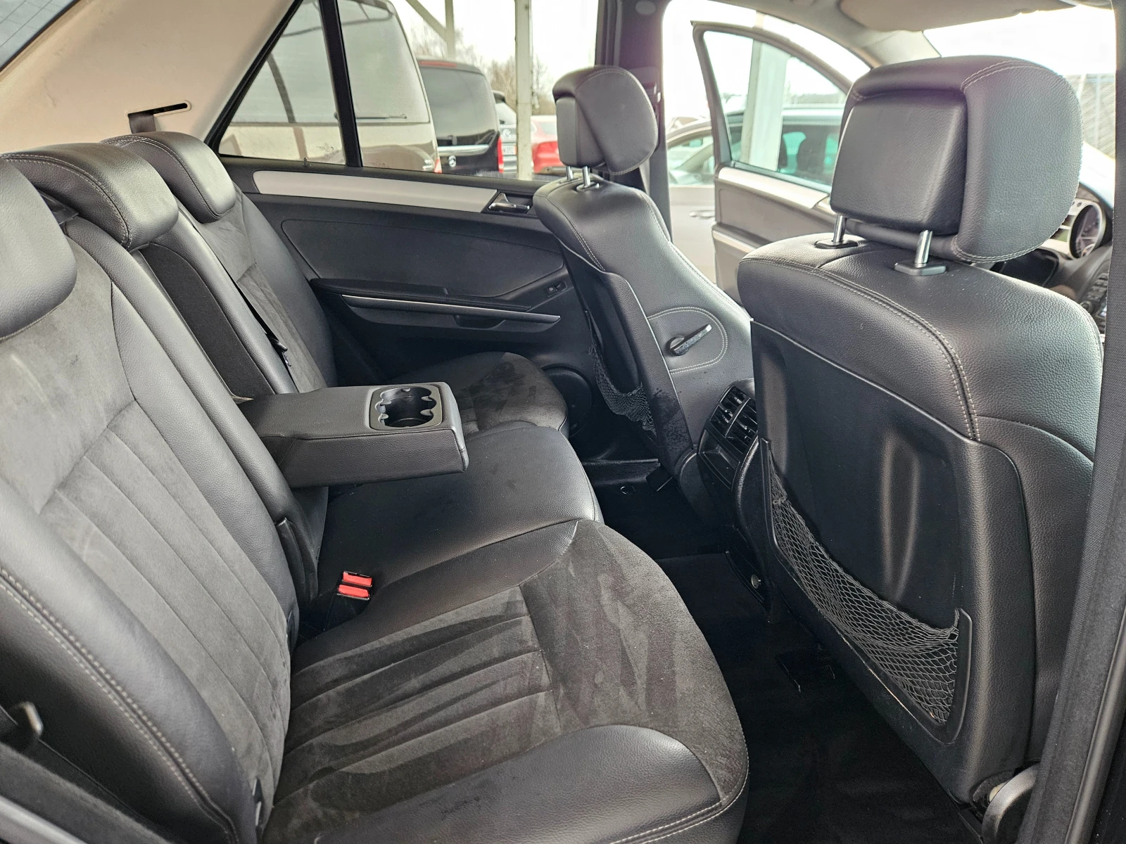 Mercedes-Benz ML 320 AMG ПАКЕТ/ЛИЗИНГ, снимка 12 - Автомобили и джипове - 53885418