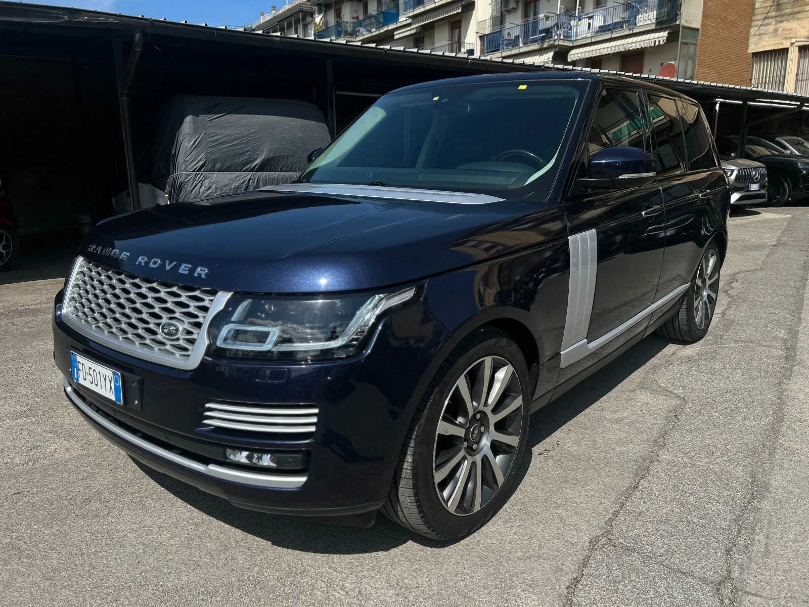 Land Rover Range rover 5.0 Autobiography - AWD, снимка 2 - Автомобили и джипове - 54330656