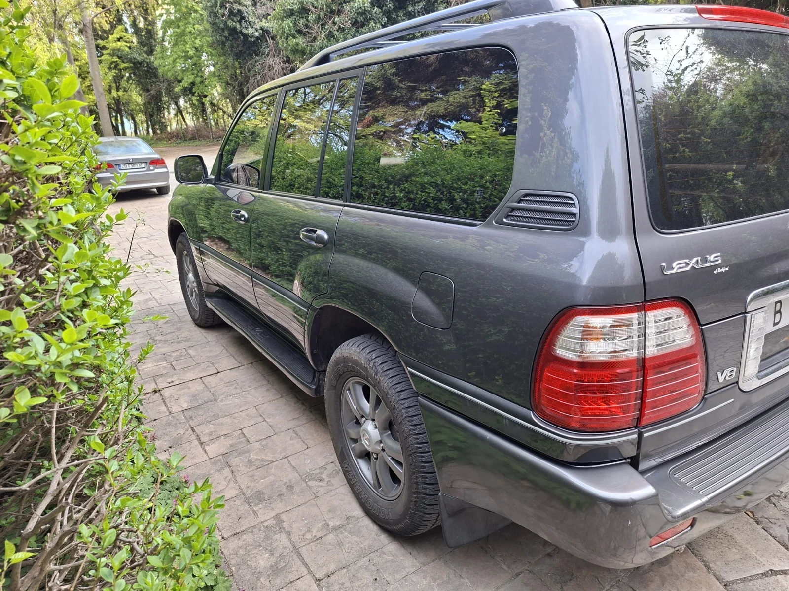 Toyota Land cruiser J100, снимка 4 - Автомобили и джипове - 54391143