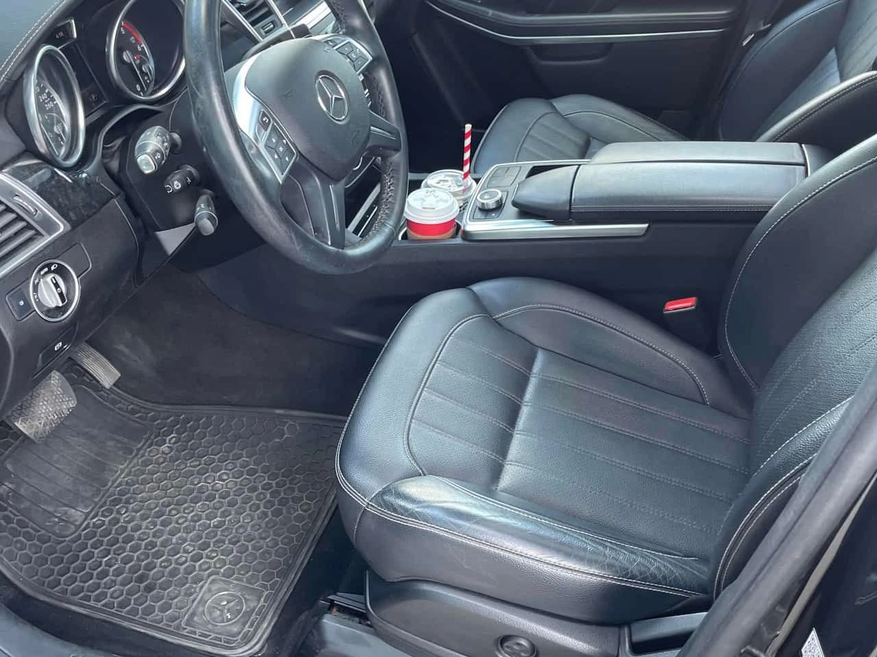 Mercedes-Benz GL 350 4MATIC * AMG PACK* 360 КАМЕРА* ПАНОРАМА* , снимка 7 - Автомобили и джипове - 54939267