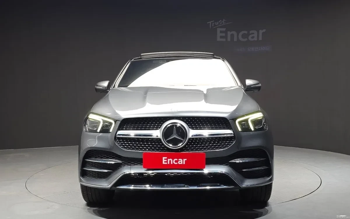 Mercedes-Benz GLE 400 D * ОБДУХВАНЕ * ДИСТРОНИК * 360 КАМЕРА * HEAD UP *, снимка 2 - Автомобили и джипове - 55242417