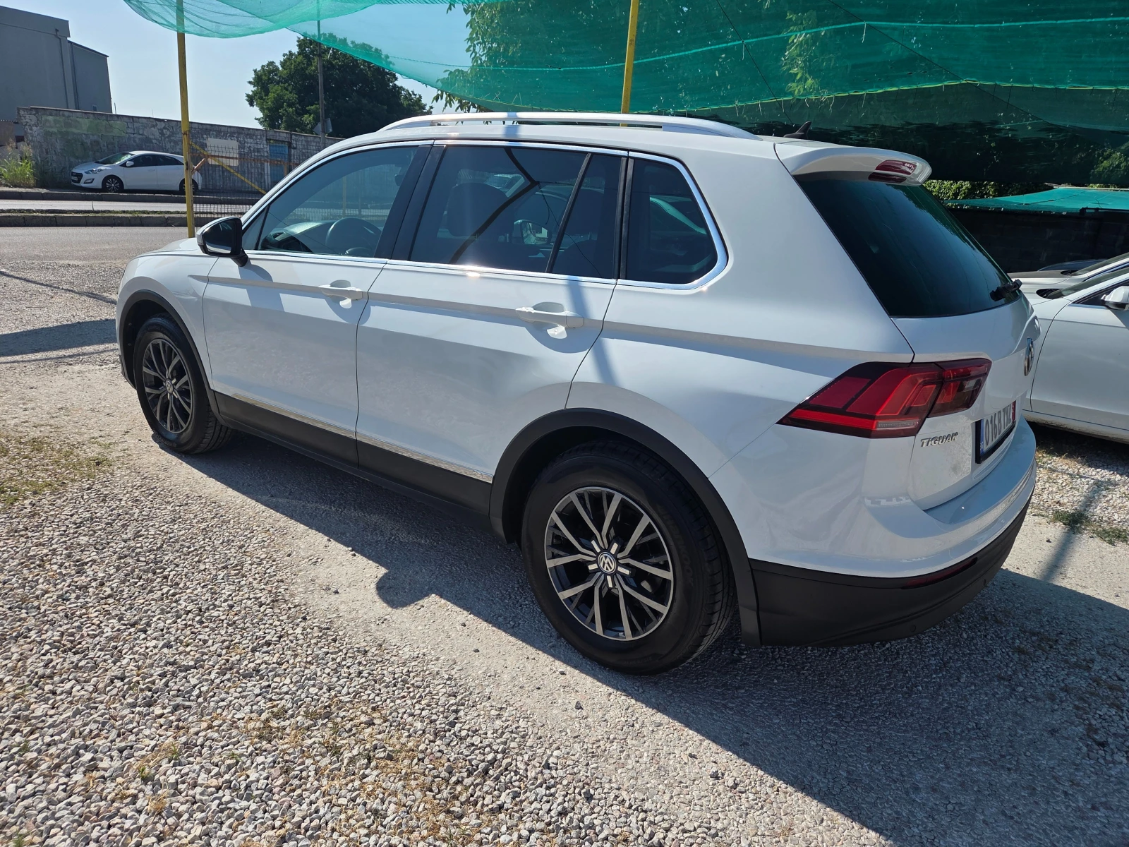 VW Tiguan 2.0TDI Rline DIGITAL, снимка 6 - Автомобили и джипове - 55301841