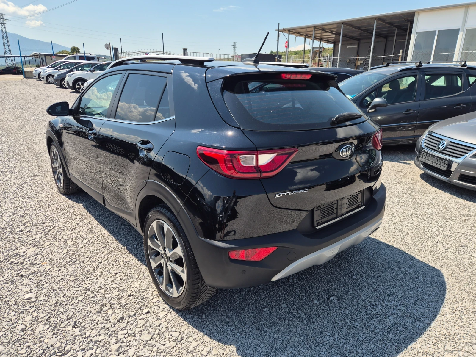 Kia Stonic 1.6 CRDI, снимка 6 - Автомобили и джипове - 55319349