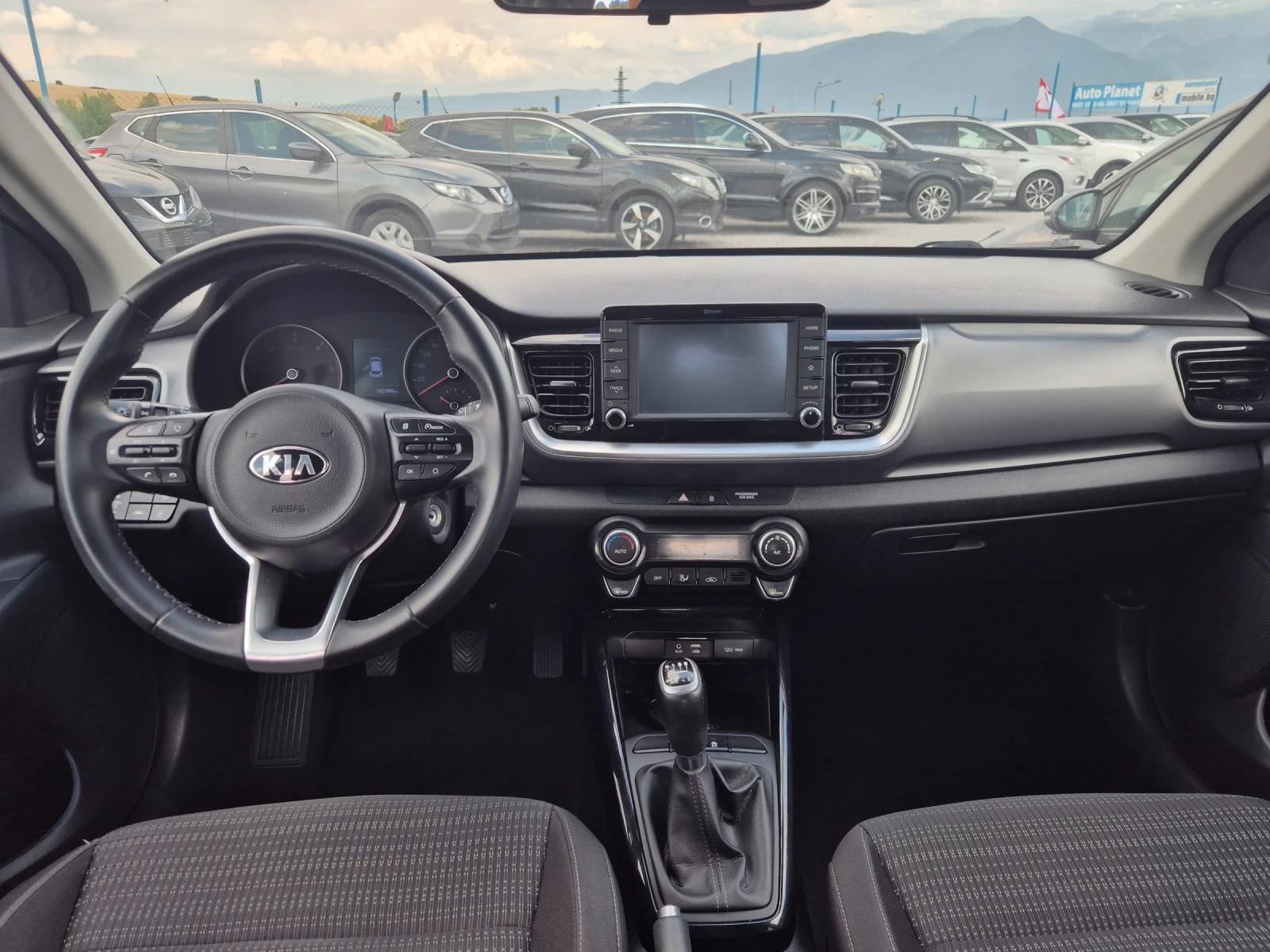 Kia Stonic 1.6 CRDI, снимка 11 - Автомобили и джипове - 55319349