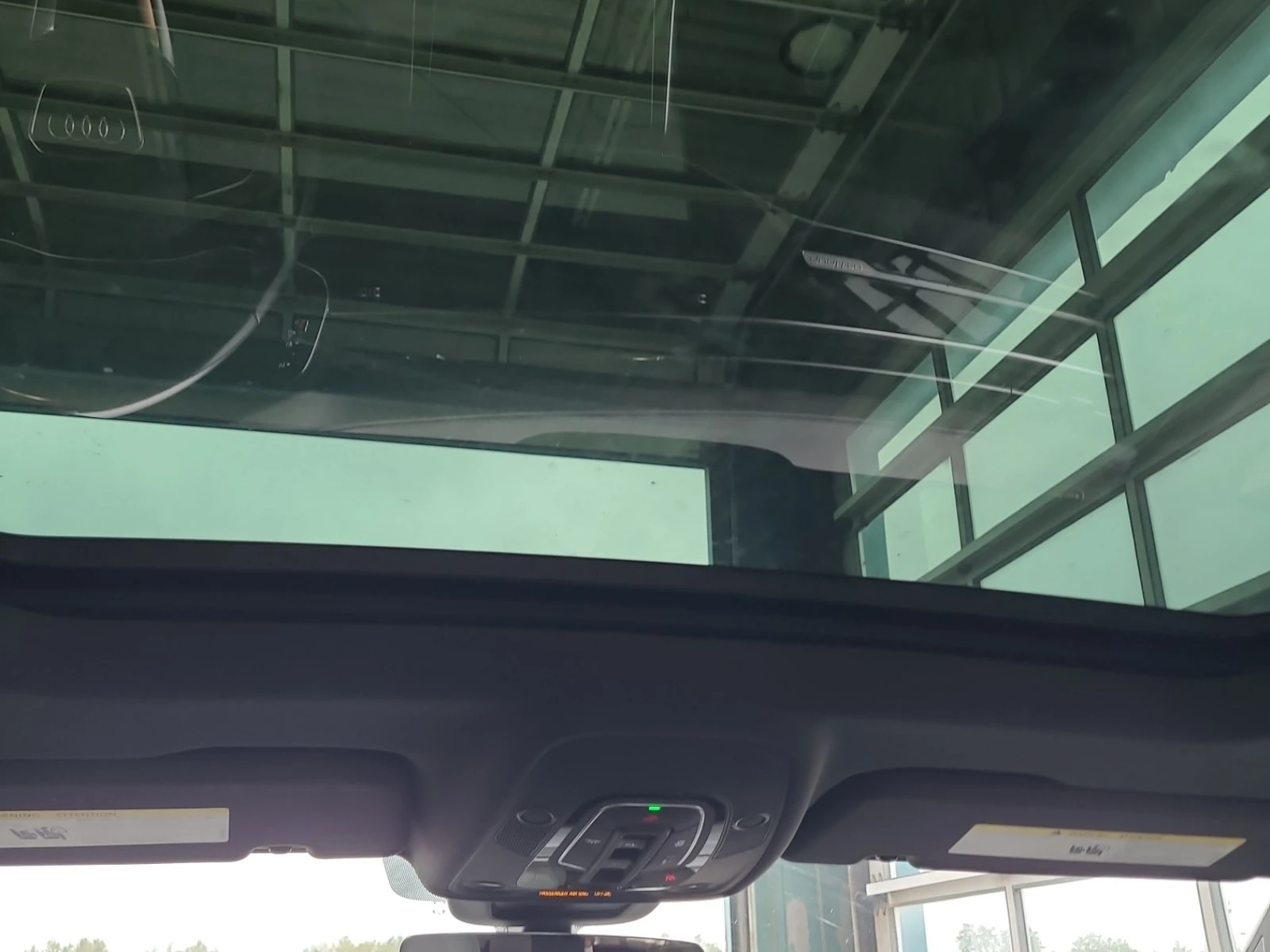 Audi Q8 TECHNIK / MATRIX / DISTRONIC / 360 , снимка 14 - Автомобили и джипове - 55898188
