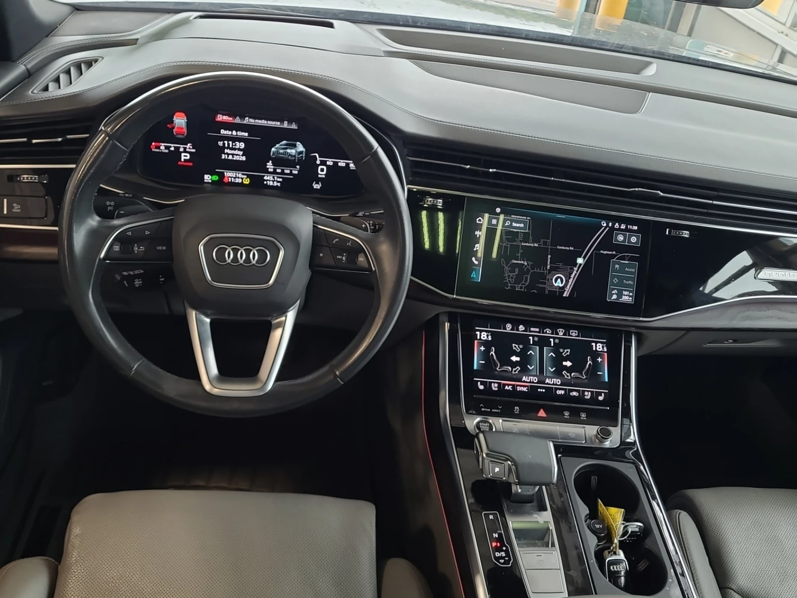 Audi Q8 TECHNIK / MATRIX / DISTRONIC / 360 , снимка 11 - Автомобили и джипове - 55898188