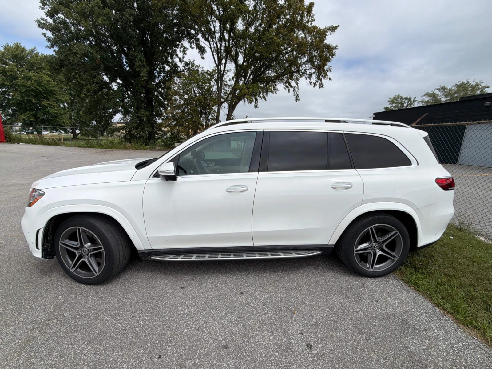 Mercedes-Benz GLS 450 / Distronic / 360 / Burmester/ Carfax / Автокредит, снимка 2 - Автомобили и джипове - 55987063