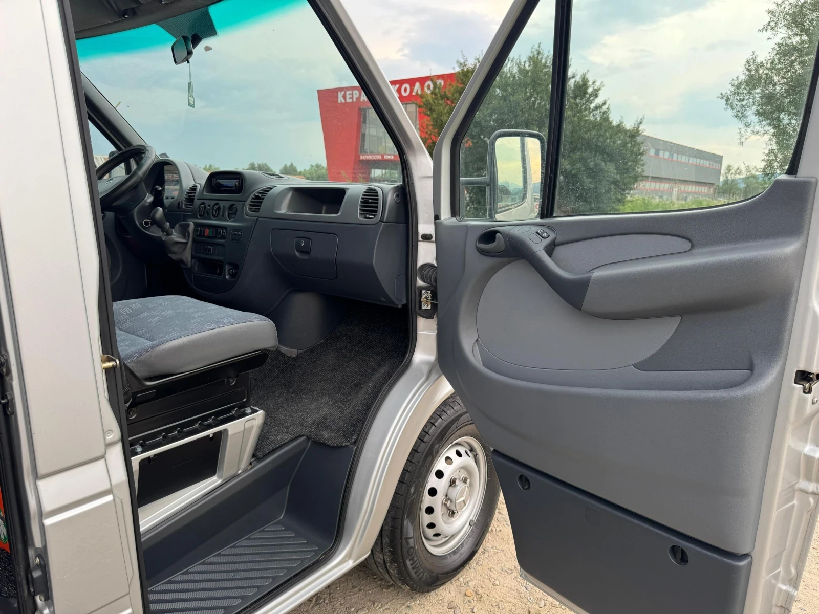 Mercedes-Benz Sprinter 316 2.7 CDI 160HP ЛИЗИНГ.. - изображение 8