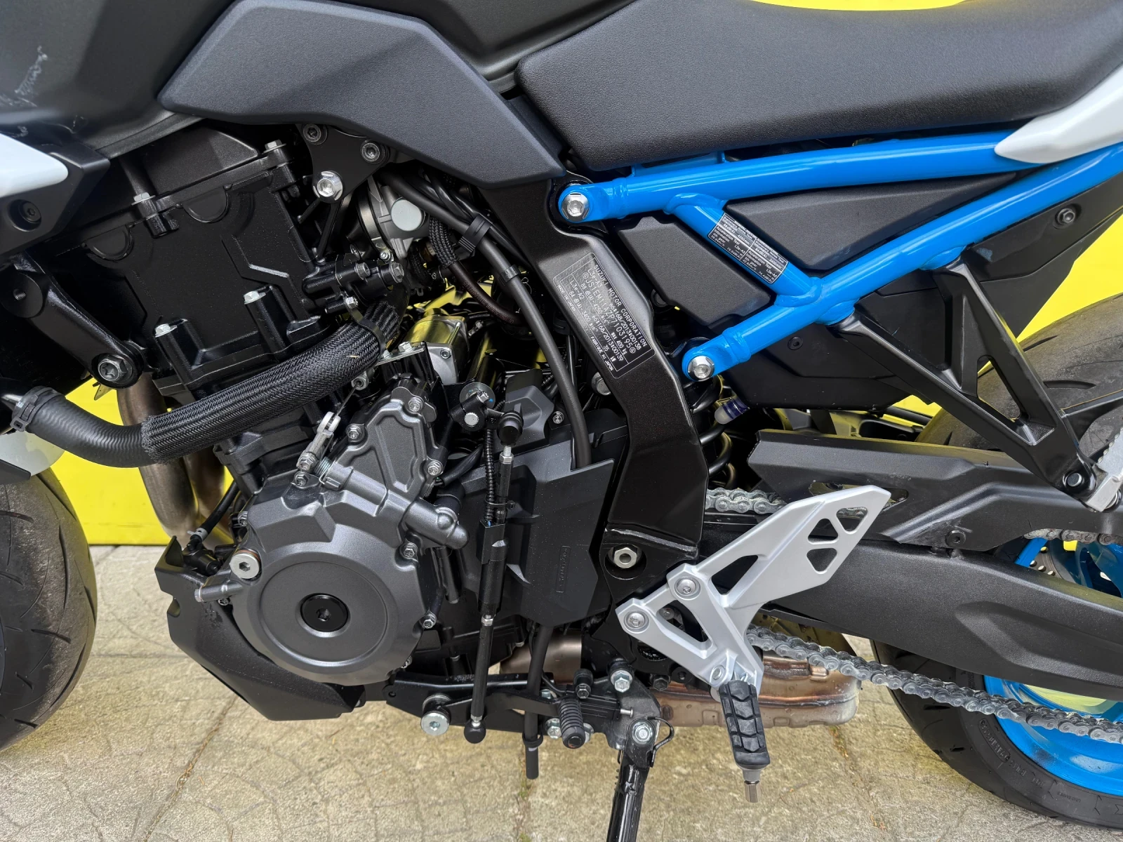 Suzuki Gsx 800, снимка 11 - Мотоциклети и мототехника - 53927534