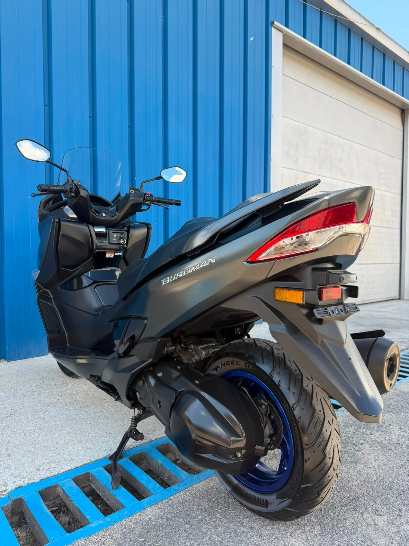 Suzuki Burgman 400 Abs 2021, снимка 4 - Мотоциклети и мототехника - 55236961