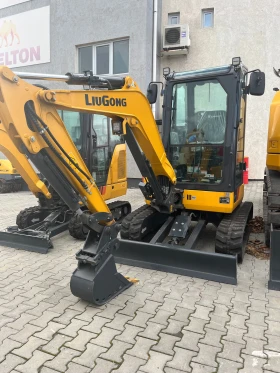 Багер LiuGong 9027F, снимка 11