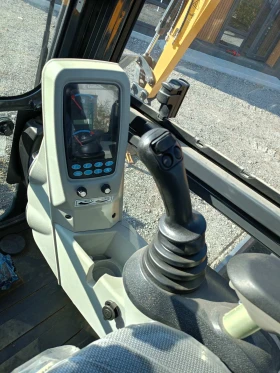 Багер LiuGong 9027F, снимка 4