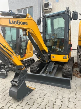 Багер LiuGong 9027F, снимка 10