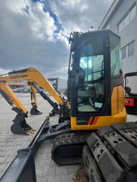 Багер LiuGong 9027F, снимка 8