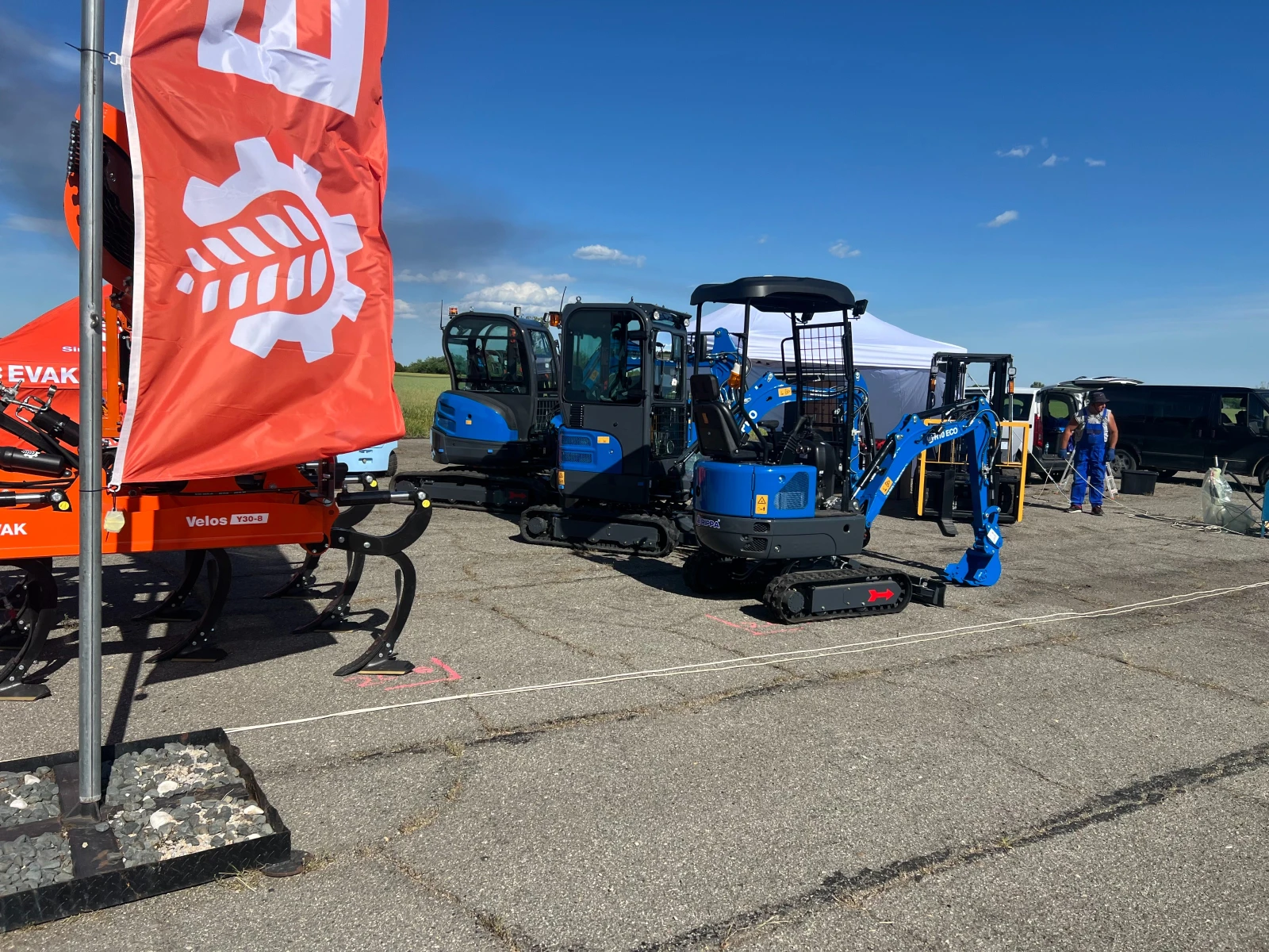 ����� Rippa R15 | Kubota ���. | ����. �� �������� | Mobile.bg � ����������� 15