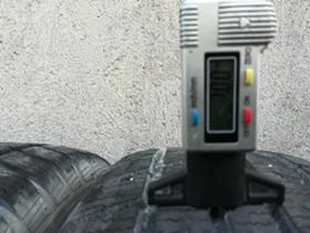 Гуми Зимни 205/70R15, снимка 3