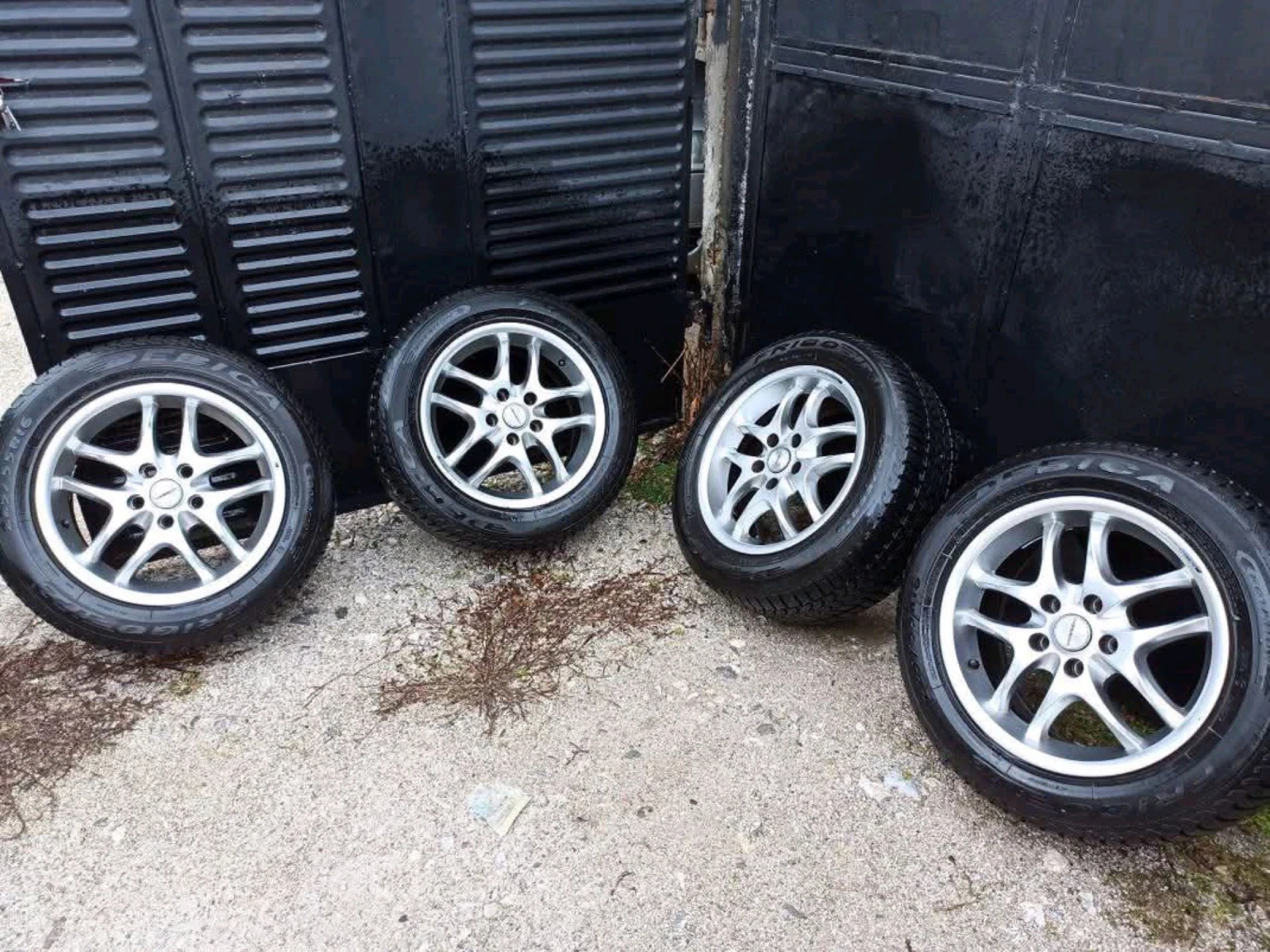 ���� � ������ 225/55R16 | Mobile.bg � ����������� 3