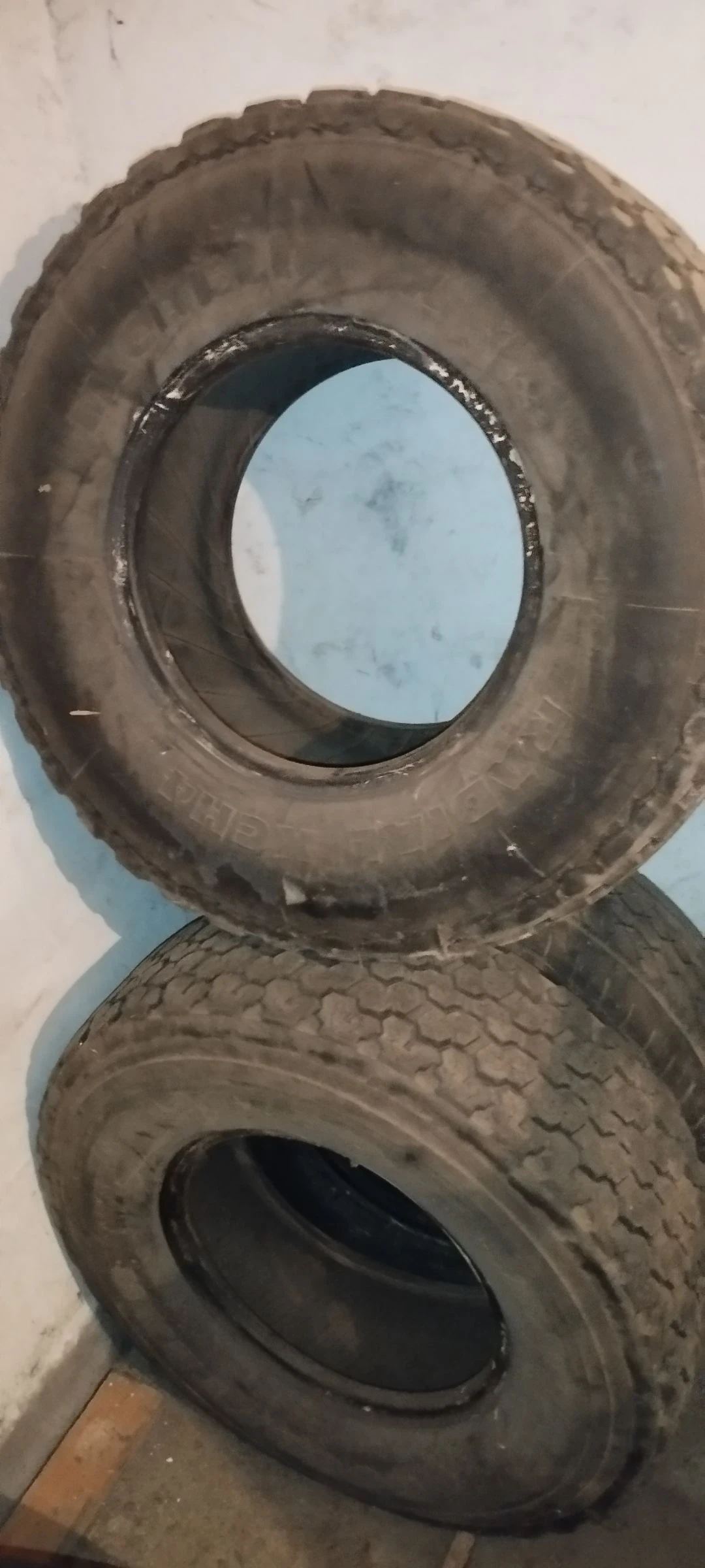 Гуми Всесезонни 255/75R15, снимка 5 - Гуми и джанти - 55223037