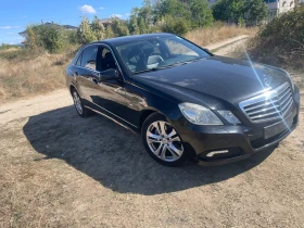 Mercedes-Benz E 220, снимка 2