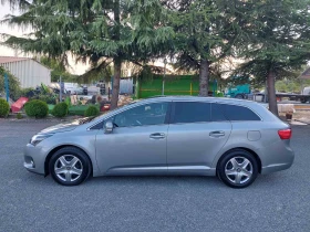 Toyota Avensis 2.0, 6ск, вер.м-р, снимка 10