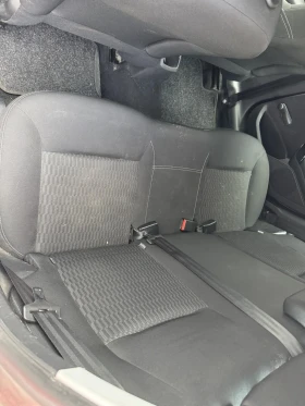 Peugeot 208 1 .6 bluhdi, снимка 12