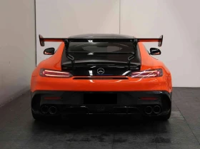 Mercedes-Benz AMG GT Black Series/4.0 V8/CERAMIC/FULL CARBON/BURM/CAM/ | Mobile.bg    5