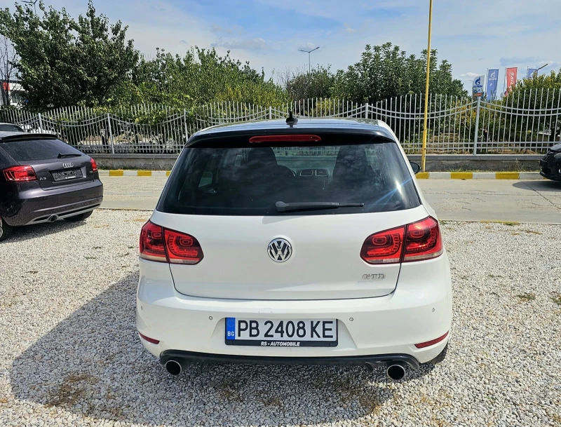 VW Golf GTD пакет Автомат Евро5B, снимка 6 - Автомобили и джипове - 47611895