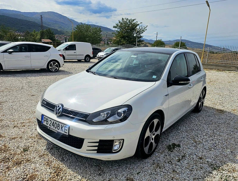 VW Golf GTD пакет Автомат Евро5B, снимка 1 - Автомобили и джипове - 47611895