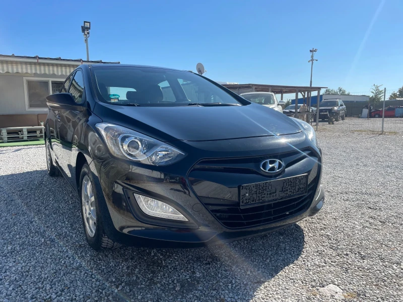 Hyundai I30 1.4, снимка 8 - Автомобили и джипове - 47645834