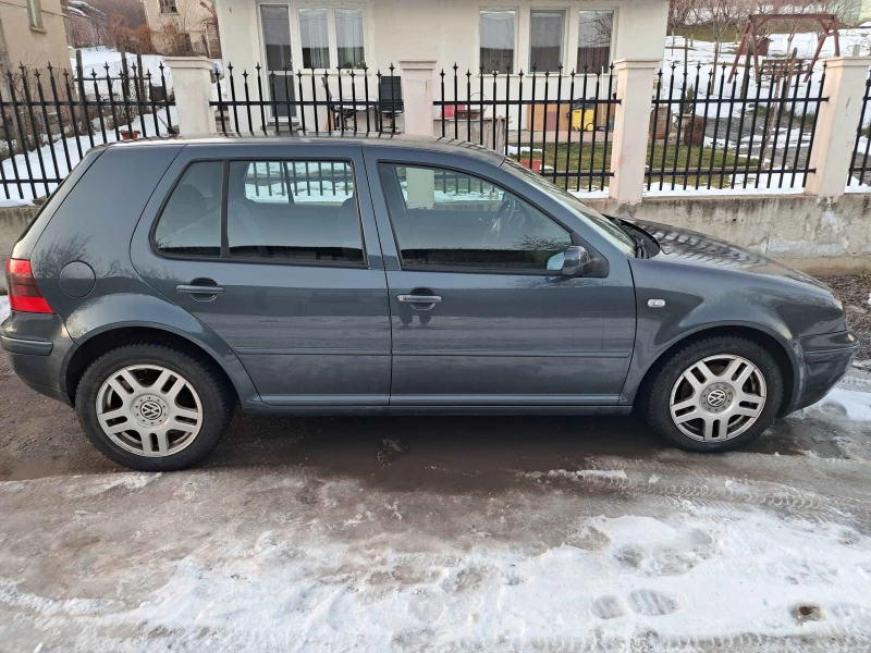 VW Golf, снимка 3 - Автомобили и джипове - 48651374