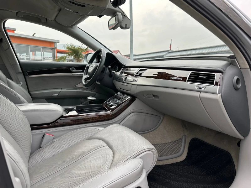 Audi A8 106000 km, снимка 12 - Автомобили и джипове - 49304372