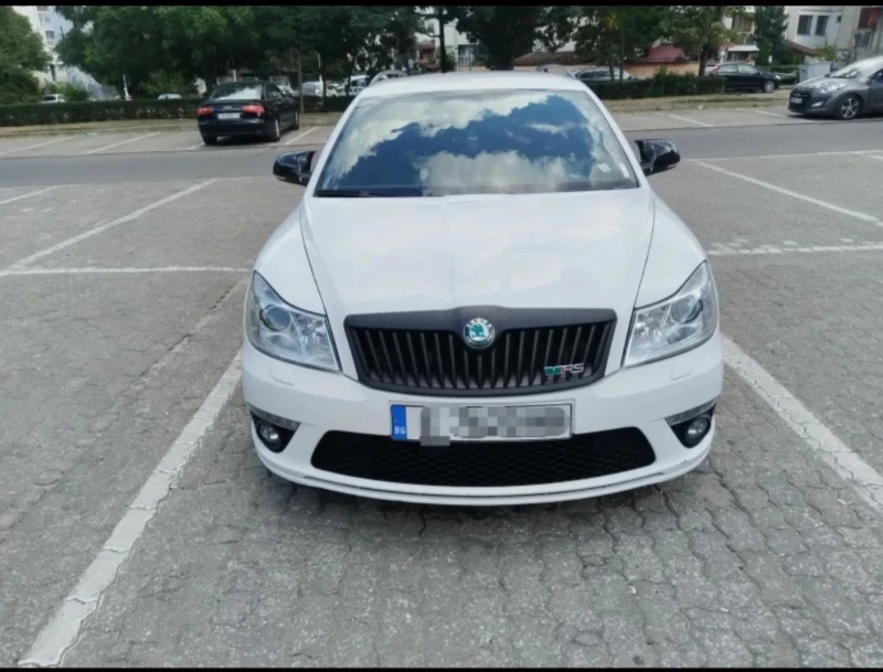 Skoda Octavia СПЕШНО, снимка 2 - Автомобили и джипове - 52200383
